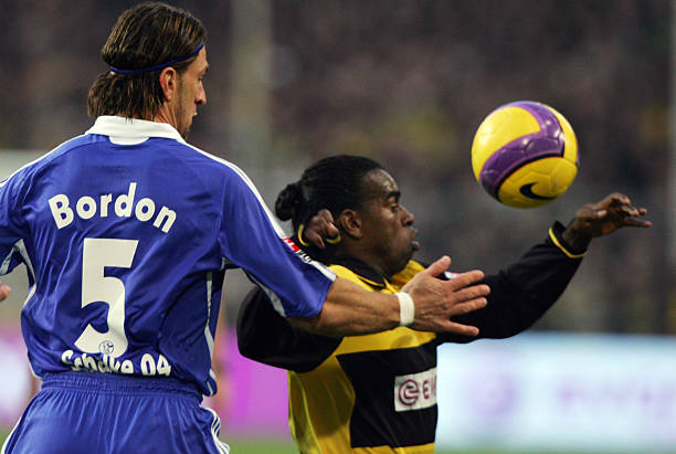 现代篮球中 现代篮球中