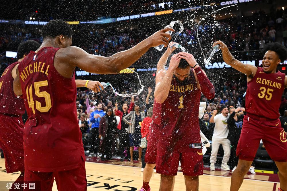 果断扫射破 果断扫射破